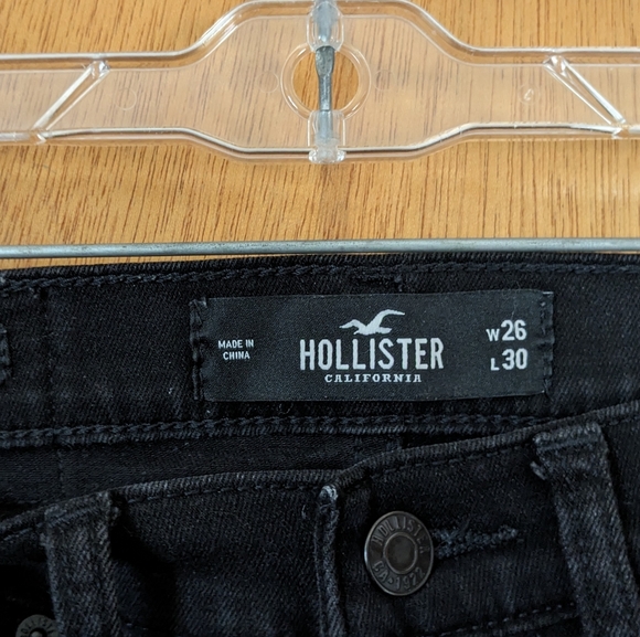 Hollister Woman's Black Skinny Jeans, Ripped Distressed Knees - Picture 4 of 7